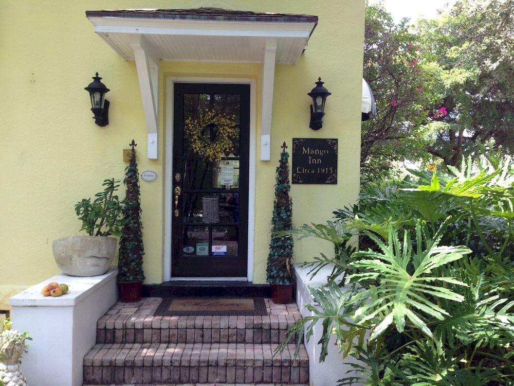 Mango Inn Bed And Breakfast Lake Worth Beach Exterior photo
