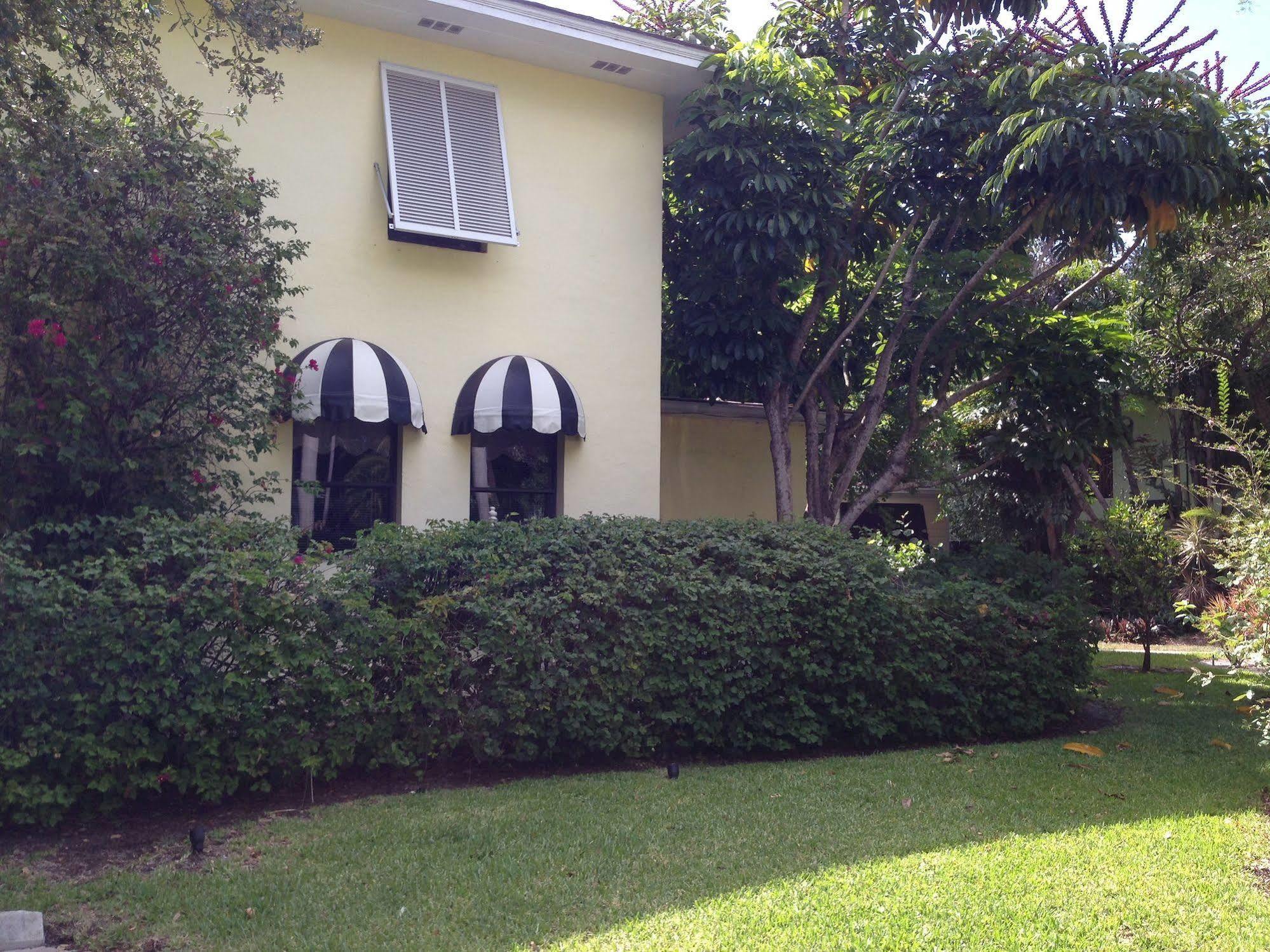 Mango Inn Bed And Breakfast Lake Worth Beach Exterior photo